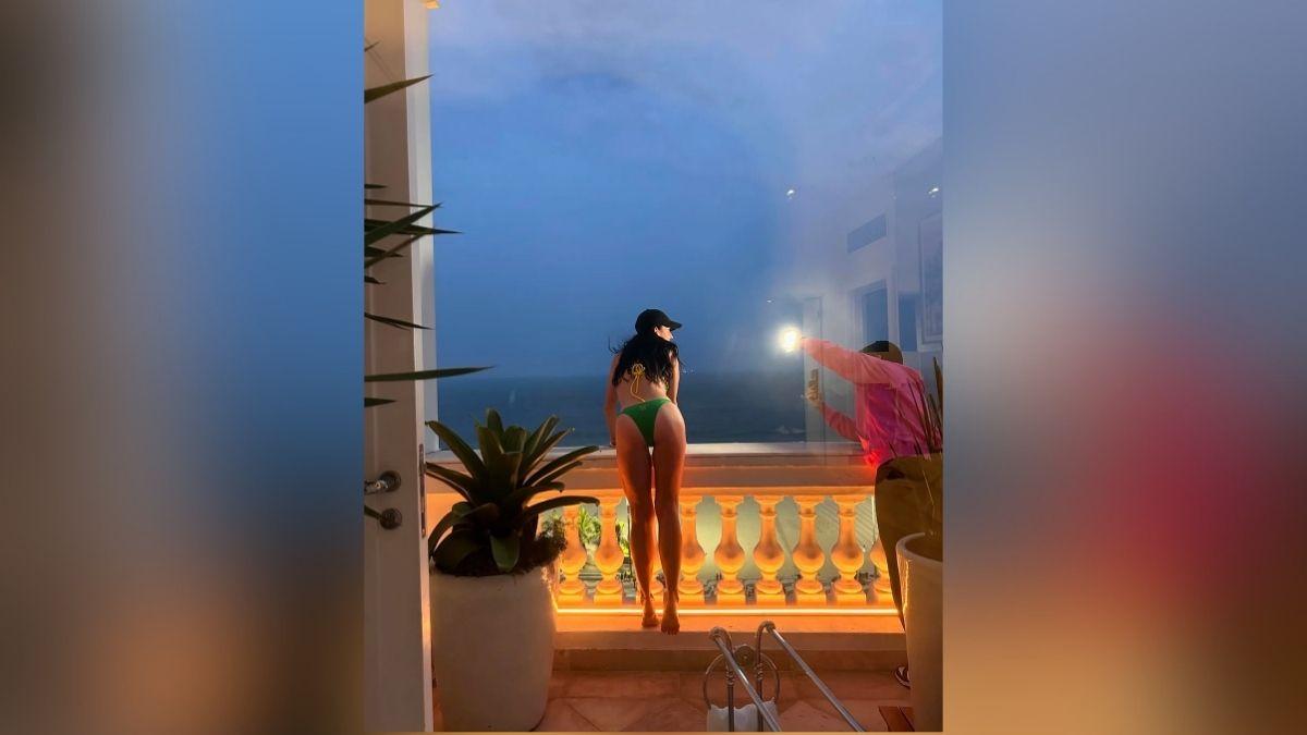 katy perry sizzling photos