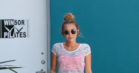 Miley cyrus april12 004_m.jpg