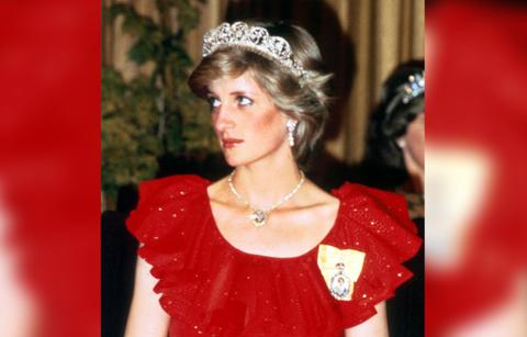 new notes reveal princess diana predicted car accident