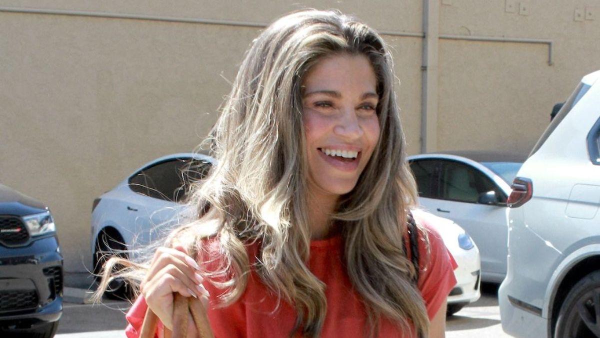 Image of Danielle Fishel said she privately addressed concerns instead of confronting people in front of the cast and crew.