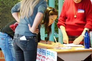 2010__11__33_Garner_Jennifer_110210 300×199.jpg