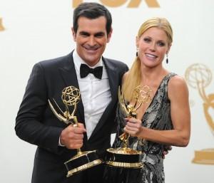 2011__09__Ty_Burrell_Julie_Bowen_Sept19 300&#215;257.jpg