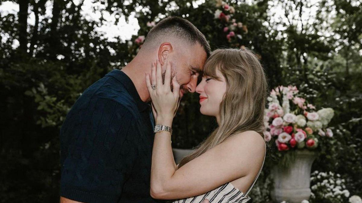 Photo of Taylor Swift and Travis Kelce.