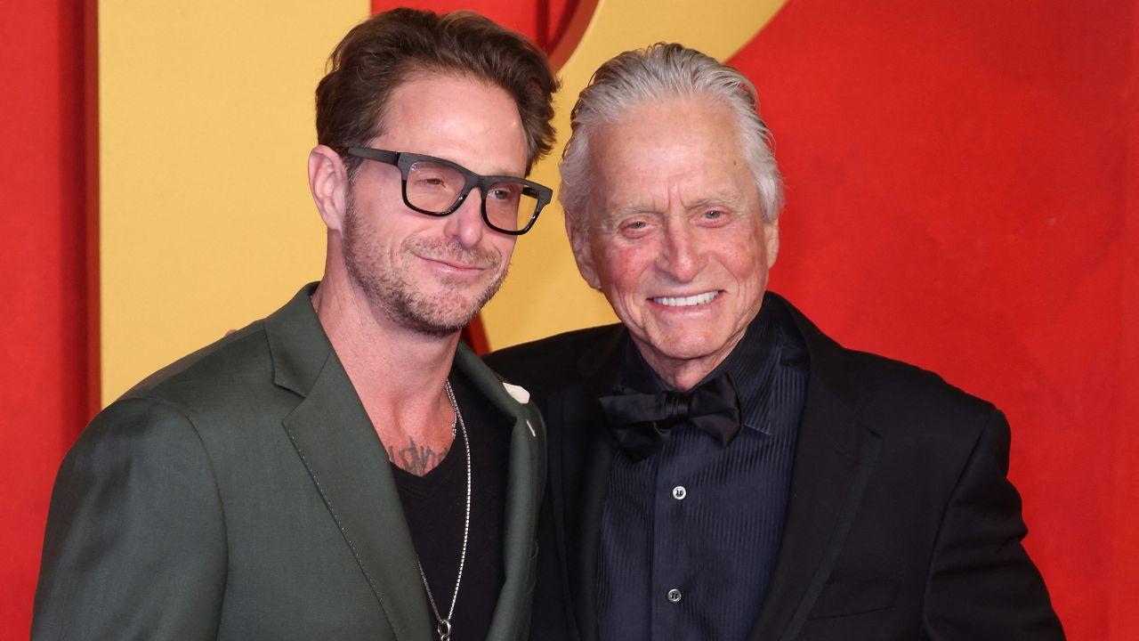Image of Cameron Douglas and Michael Douglas.