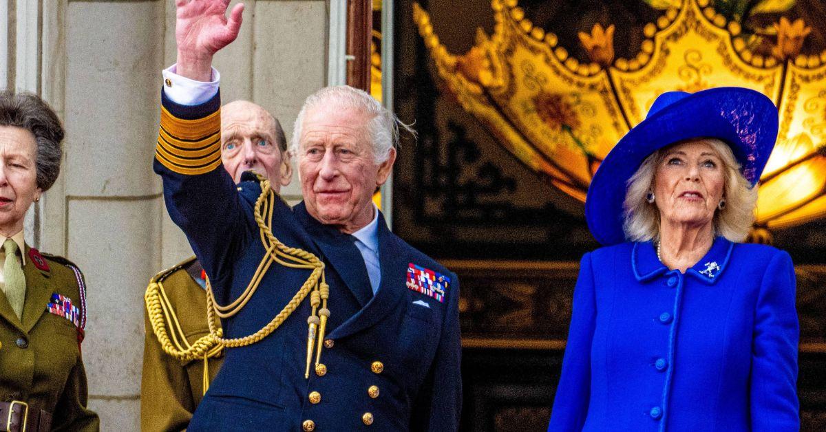 prince harry doesnt care mend his relationship royal family reconciliation