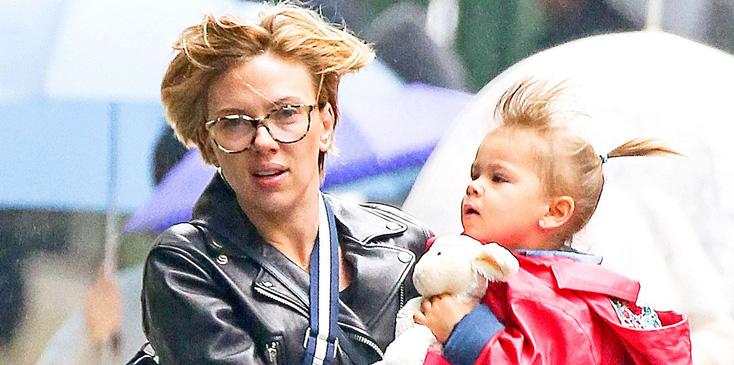 Exclusive&#8230; Scarlett Johansson &amp; Family Out In New York On A Rainy Day ***NO USE W/O PRIOR AGREEMENT &#8211; CALL FOR PRICING***