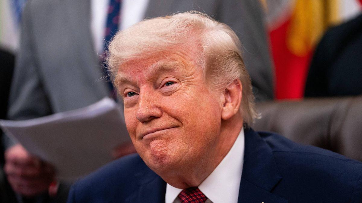 Image of Donald Trump was booed at the NBA Finals.