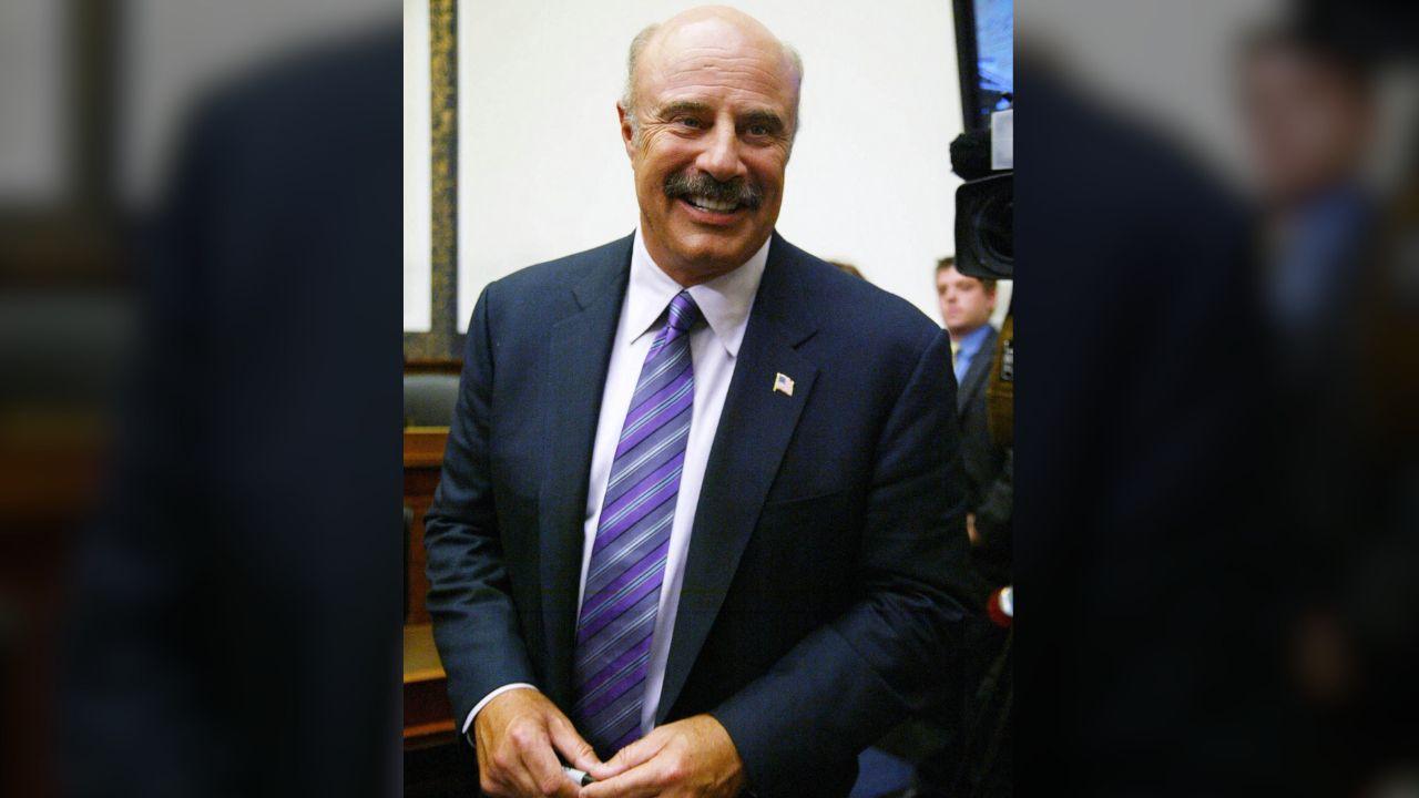 Photo of Sources hinted that Oprah doesn't 'feel connected' to Dr. Phil.