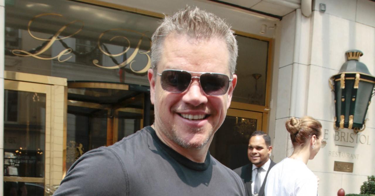 matt damon family evacuated greece bar