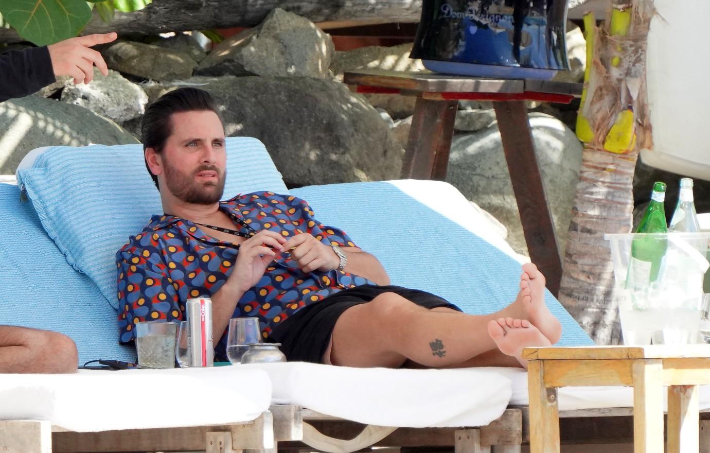 scruffy scott disick copying kim kardashian skims