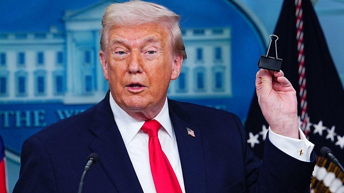 image of Karoline Leavitt responded directly to reporters on social media.