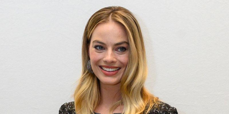 //Margot Robbie Logie Awards PP