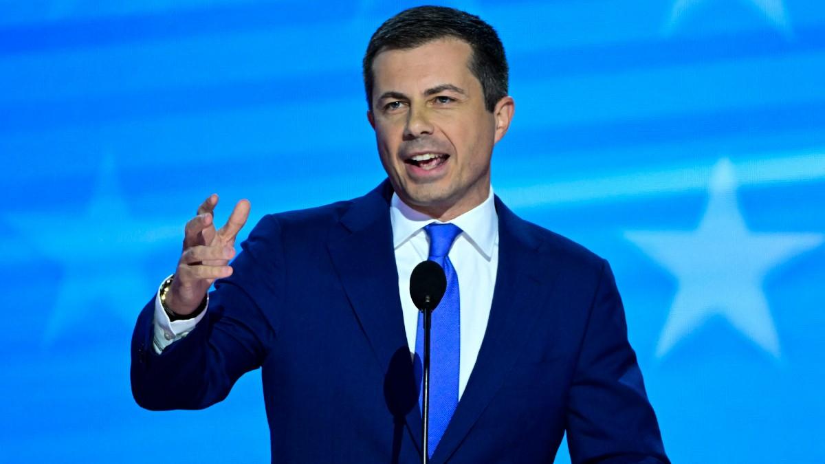 image of Pete Buttigieg criticized Donald Trump. 