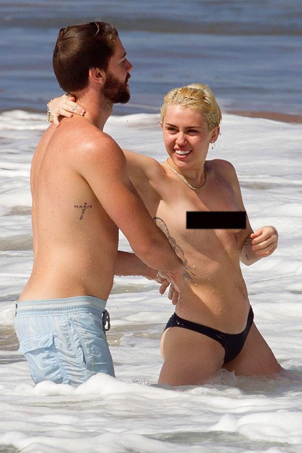 miley cyrus topless