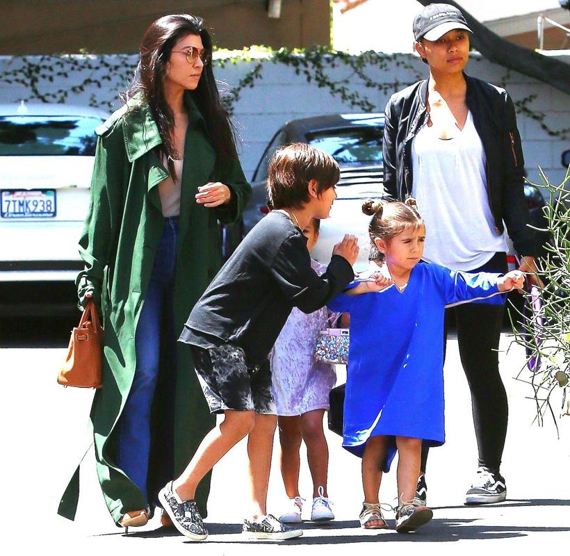 Kourtney Kardashian takes her kids and North West out to lunch in L.A