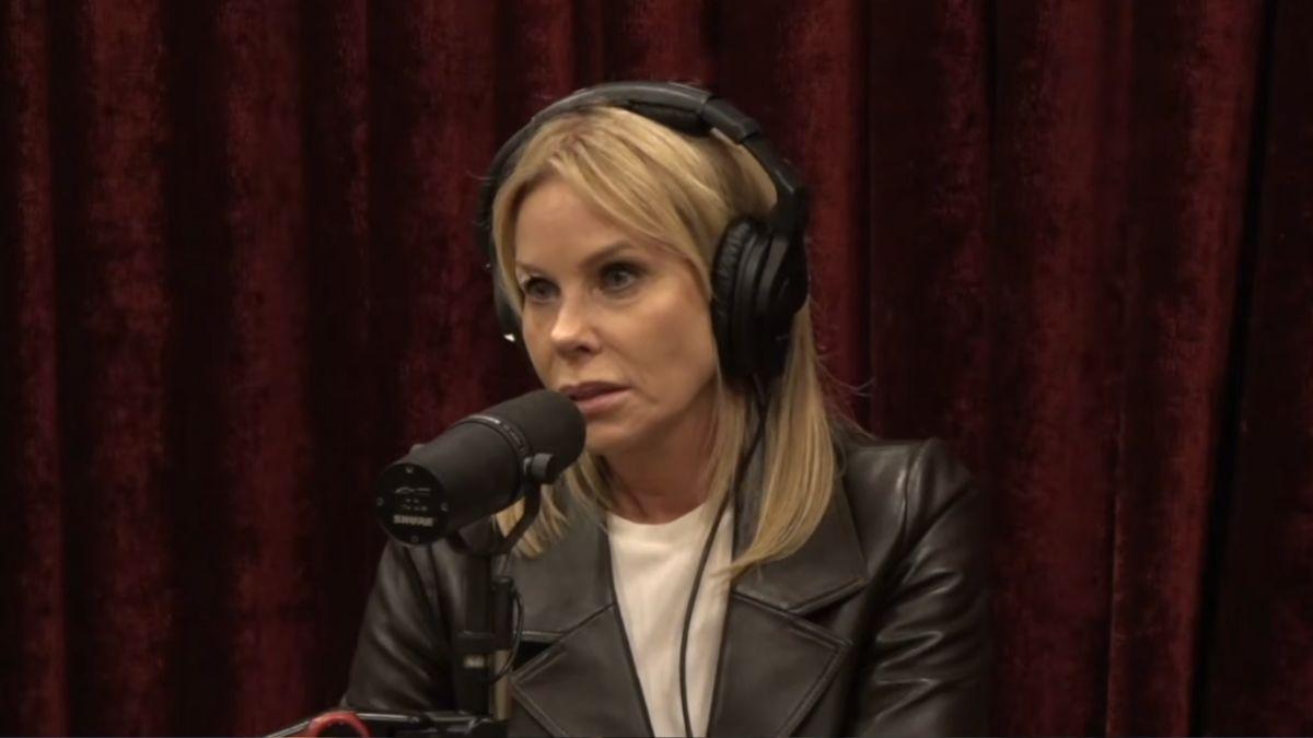 image of The actress admitted she doesn't think she's 'built' for the criticism she's faced. 