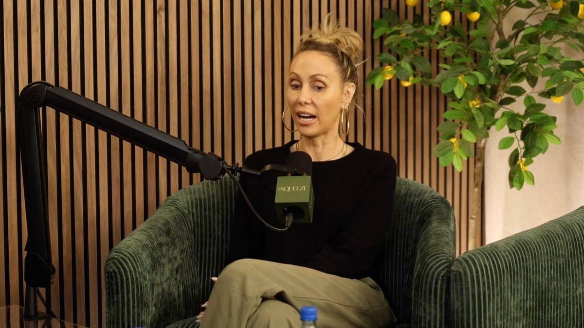 Image of Tish Cyrus went to therapy for her anxiety.