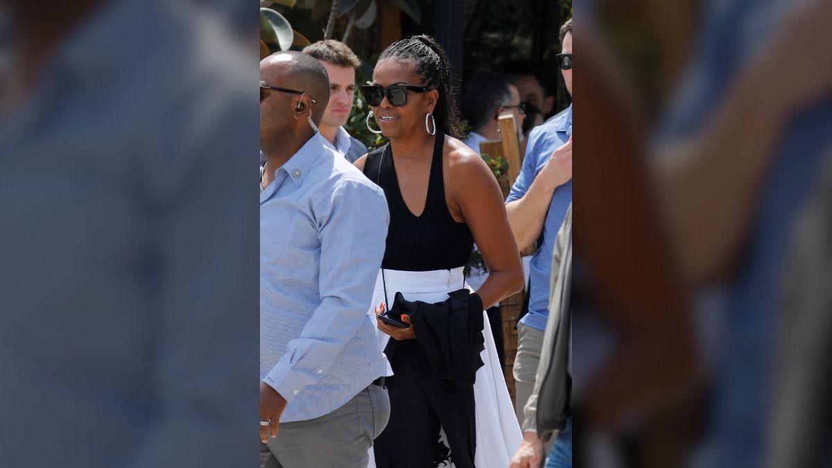 Image of Michelle Obama now wears figure-hugging designs. 