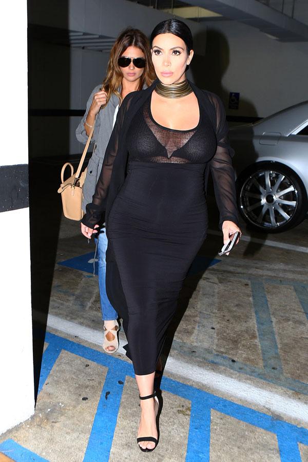 Kim Kardashian Suffers An Embarrassing Wardrobe Malfunction And