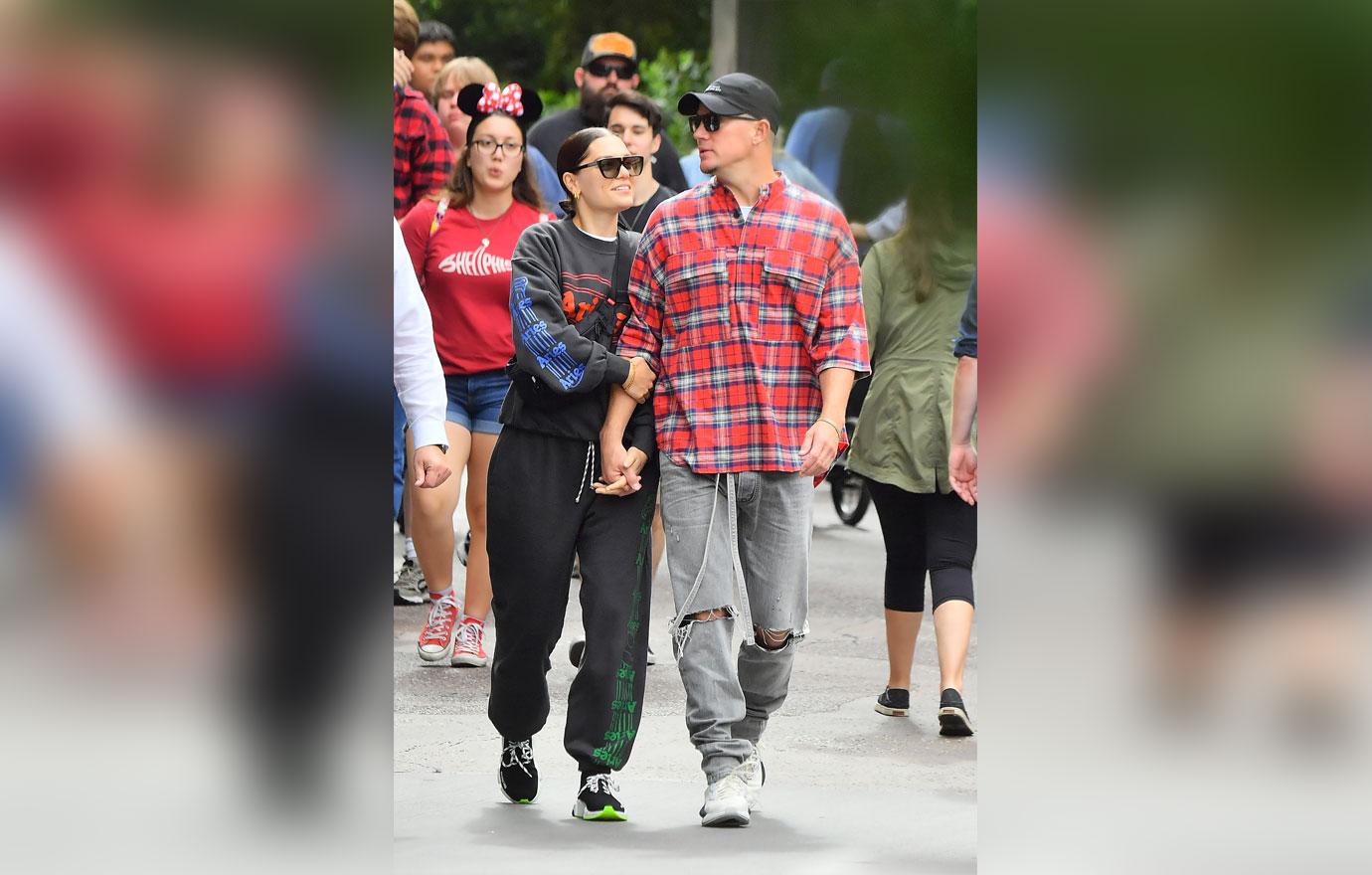 ** EXCLUSIVE PREMIUM RATES APPLY ** Channing Tatum and Jessie J look completely in love as they pack on endless PDA while on a date at the happiest place on earth, Disneyland