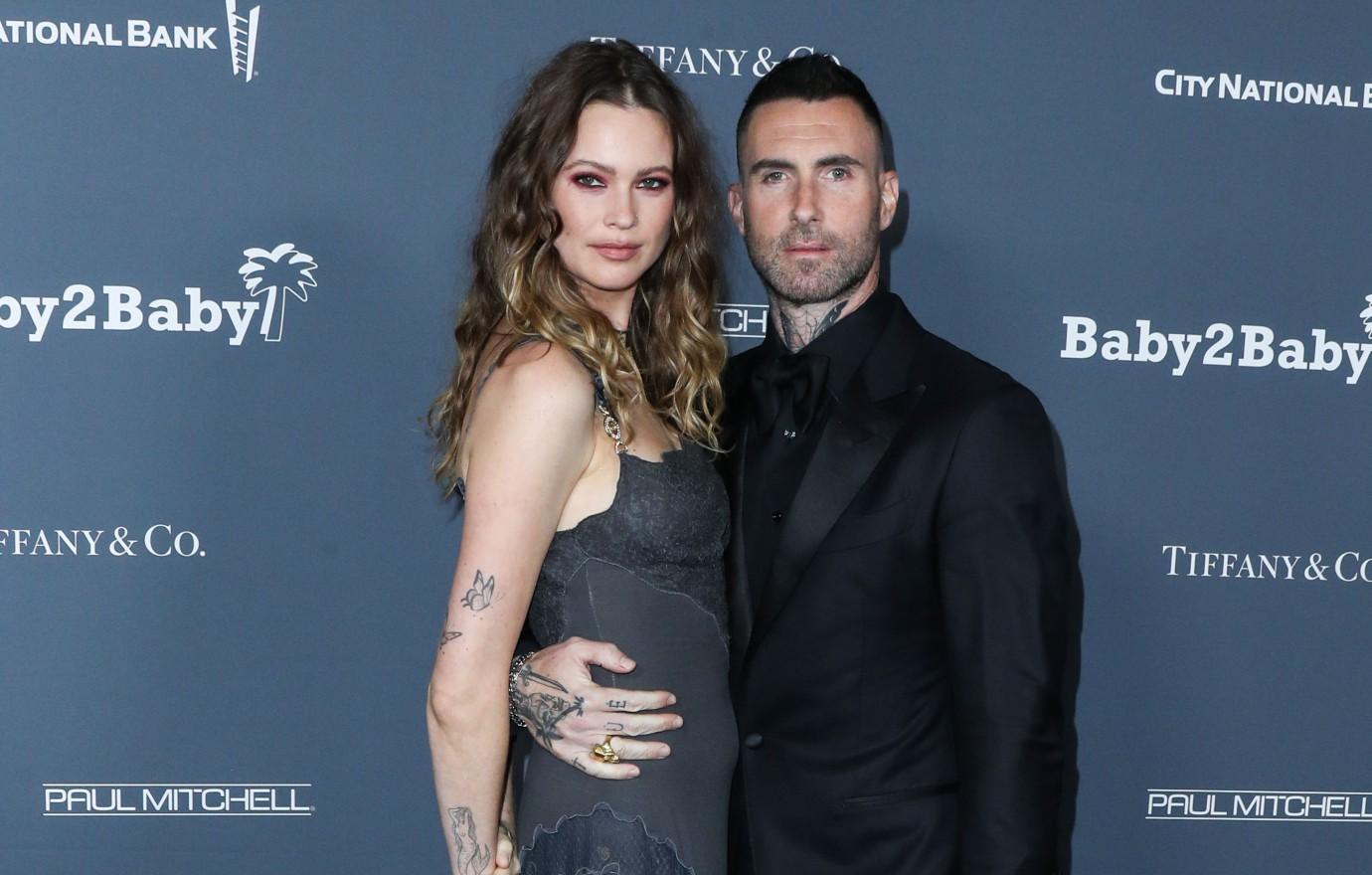 adam levine daughter hold hands