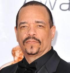 2011__02__okmagazine horoscopes icet 241×300.jpg