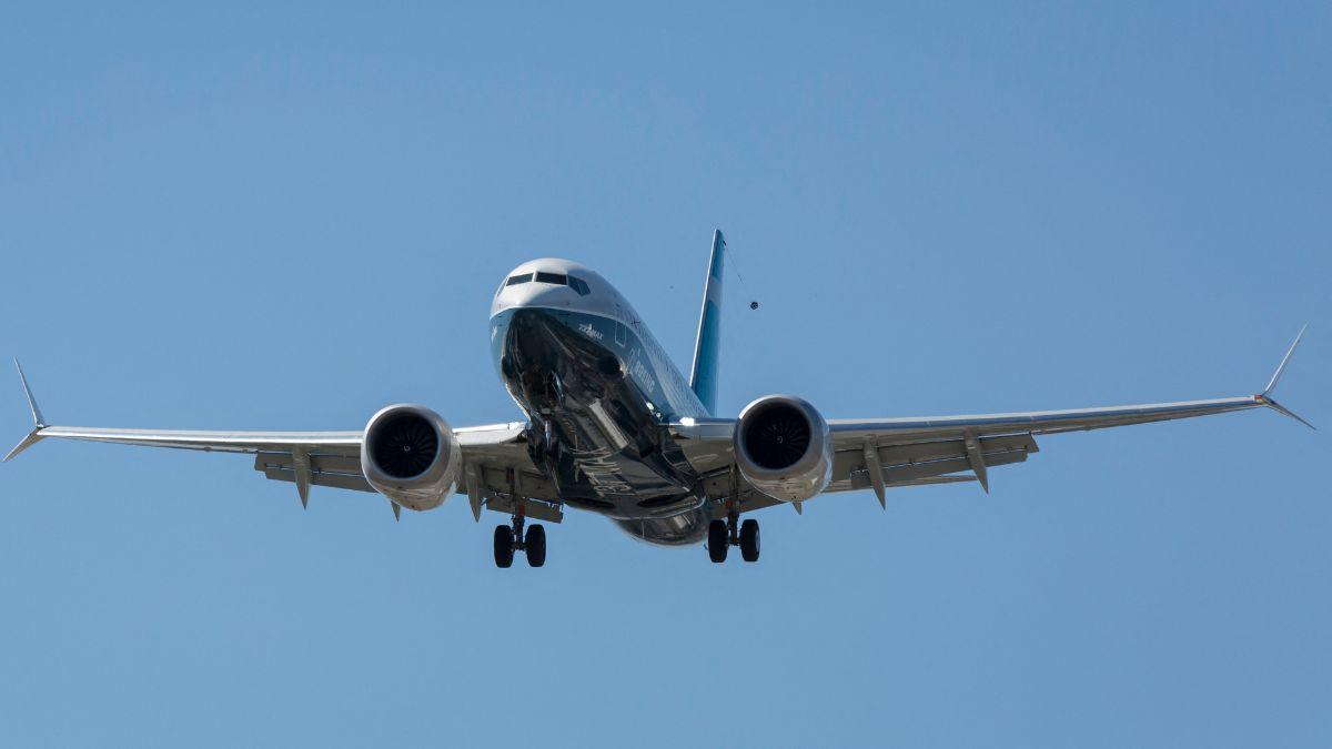 Image of According to the 'Wall Street Journal,' the rumored lovers have been using a tax-funded jet.