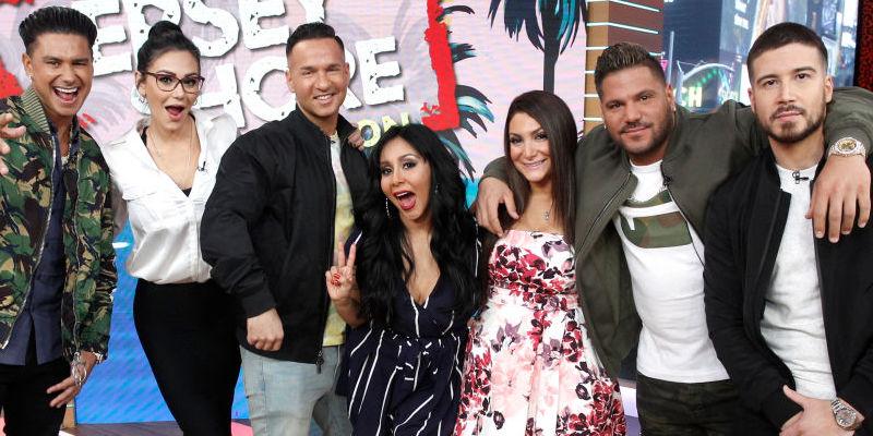 Jersey shore cast members at red carpet posing for photo