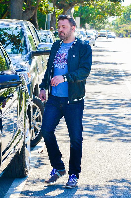 Ben Affleck picks up daughter Seraphina from school in Santa Monica