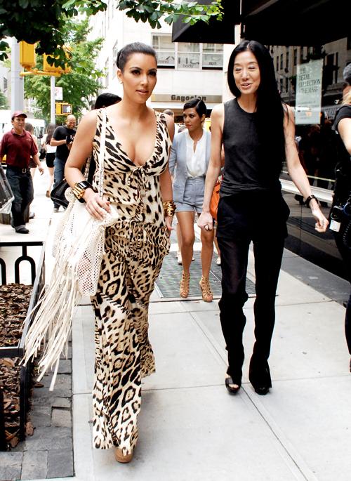 2011__06__Kim_Kardashian_June27_64_ _2.jpg