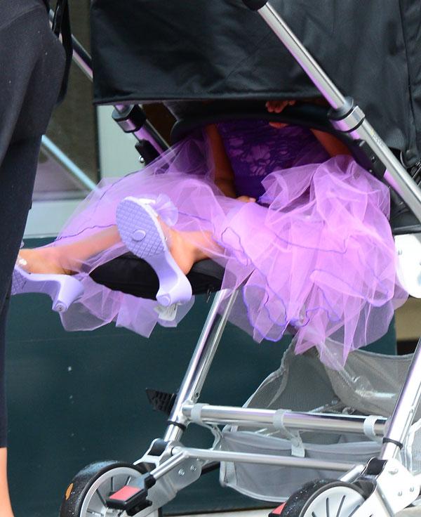 Kim kardashian north west tutu 05