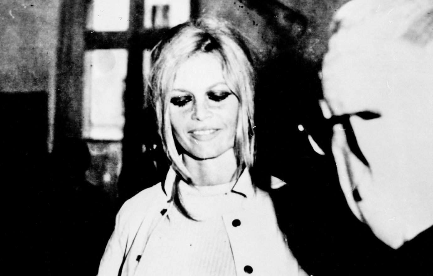 Brigitte Bardot Treated By First Responders After Breathing Struggles