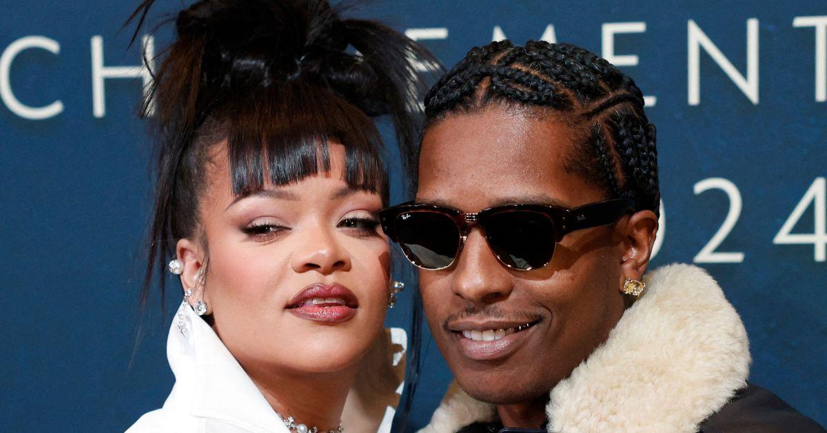 rihanna claps back trolls new music