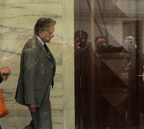 2010__04__Michael_Douglas_April20newsne.jpg