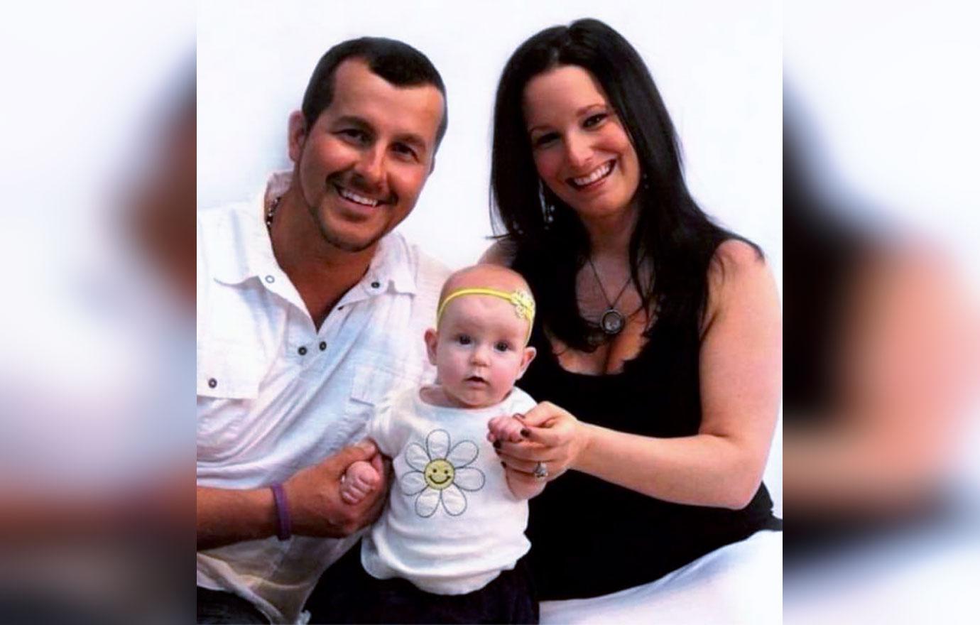 Intimate Family Photos Of Chris Watts And His Family Before Murders