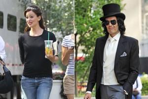 2010__07__Jennifer_Garner_Russell_Brand_Arthur_Wedding_Scene_July29 300×202.jpg