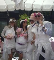 2011__05__Victoria_Becks_Baby_Shower_May9news 224×300.jpg