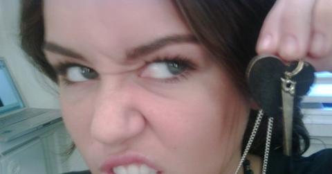 2009__08__mileycyrus 560×420.jpg