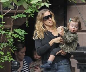 2010__09__Sarah_Jessica_Sept28_13a 300×253.jpg