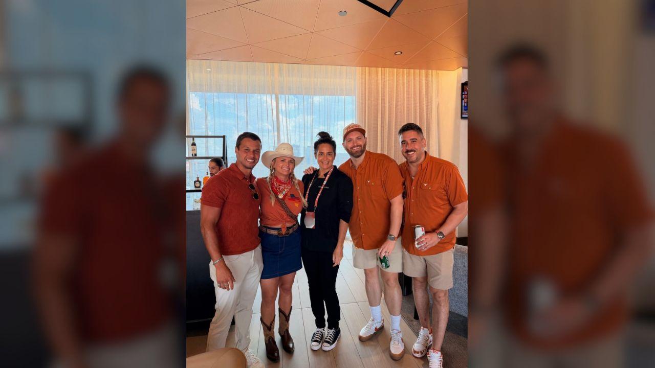 Photo of Miranda Lambert and Brendan McLoughlin posed with the singer's younger brother.