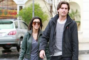 2010__12__1_Kardashian_Disick_122110a 300&#215;203.jpg