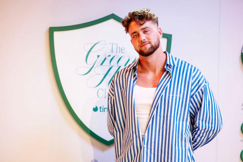 harry jowsey at the tinder green flag club event