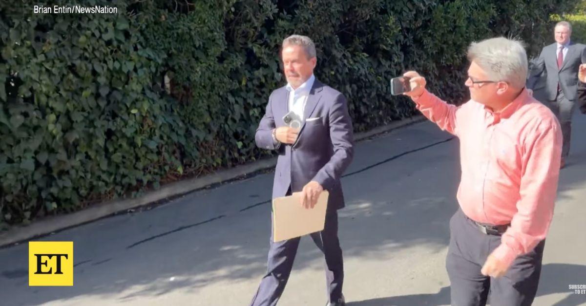 image of Alan Jackson visited the Reiner home days after the murders. 