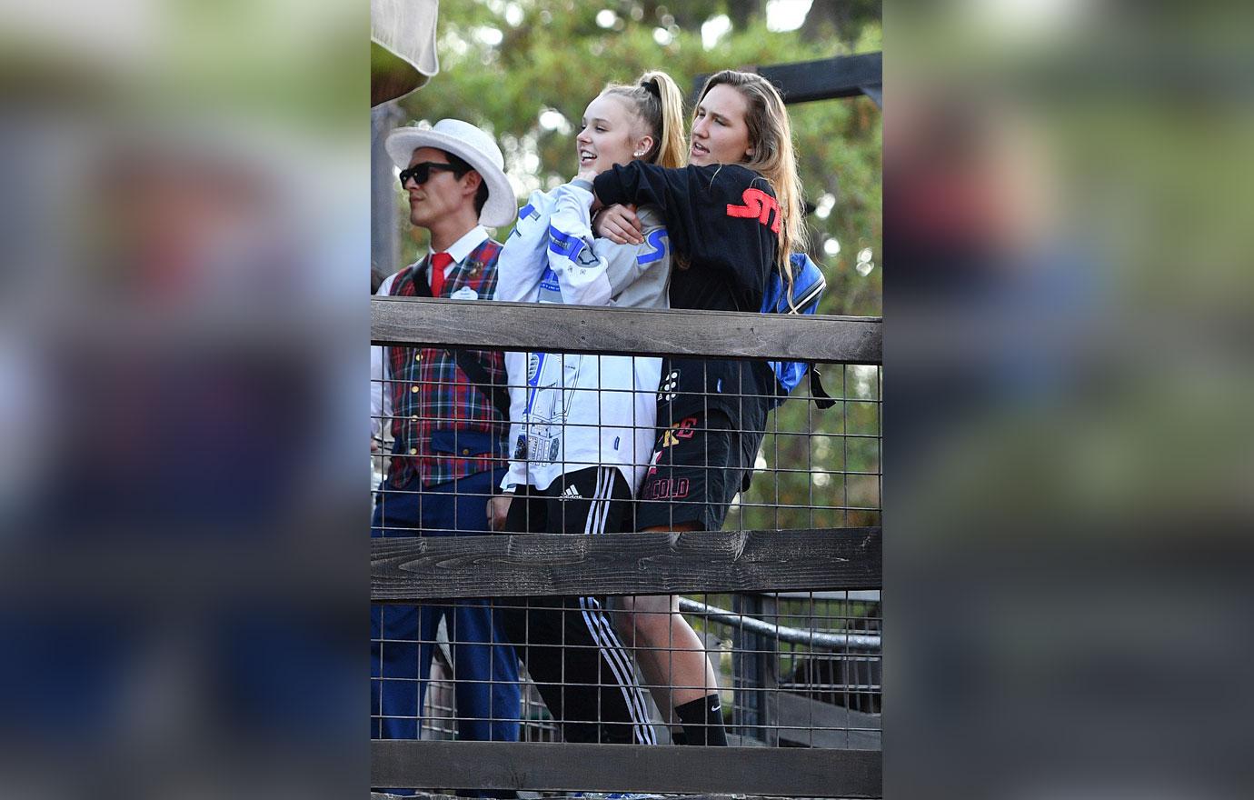 JoJo Siwa, Girlfriend Kylie Prew Show PDA at Disneyland: Photos