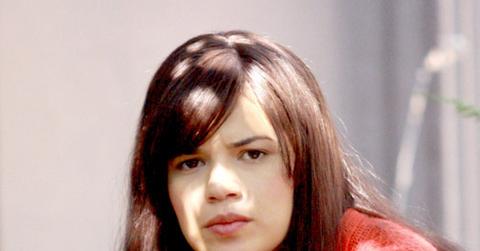 2009__08__ugly_betty_film_set_07_wenn.jpg