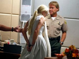 Lindsay lohan oct19newsbt 01.jpg