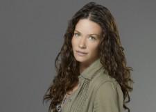 2010__01__evangelinelillylost 225×161.jpg