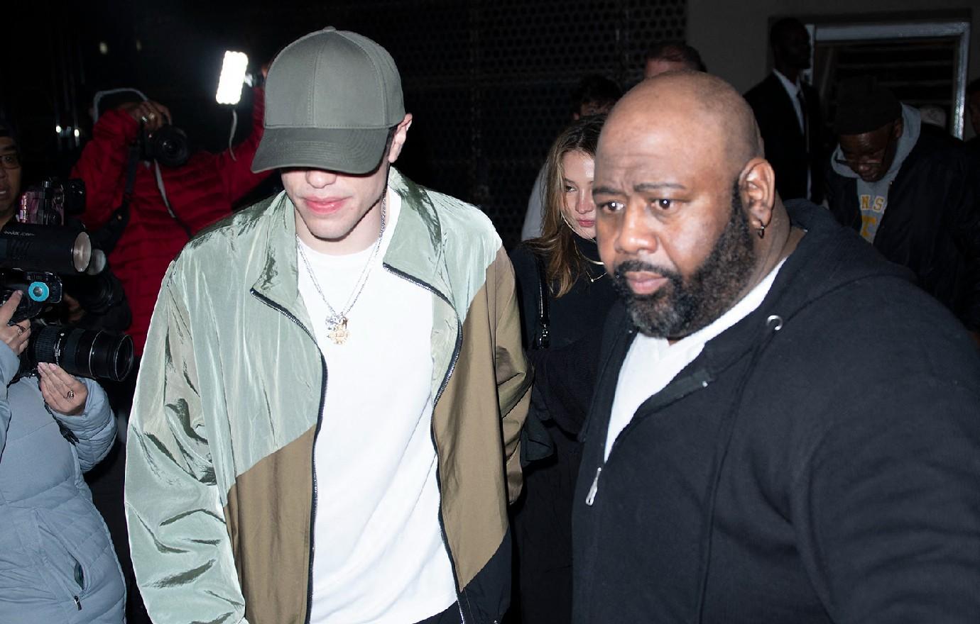 pete davidson pals begging move in mom rehab stint source