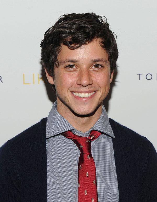 Ricky Ullman Headshot