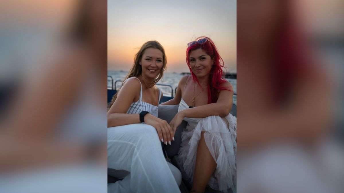 meet jacky and julez two women who created a faceless business model that claims to work even if you hate social media